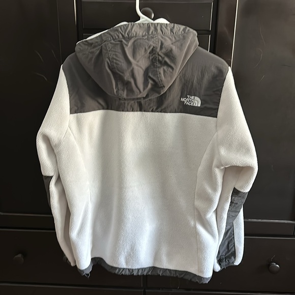 The North face fleece zip up - Picture 7 of 7